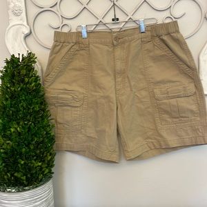 Suvane Khaki Shorts Size 38